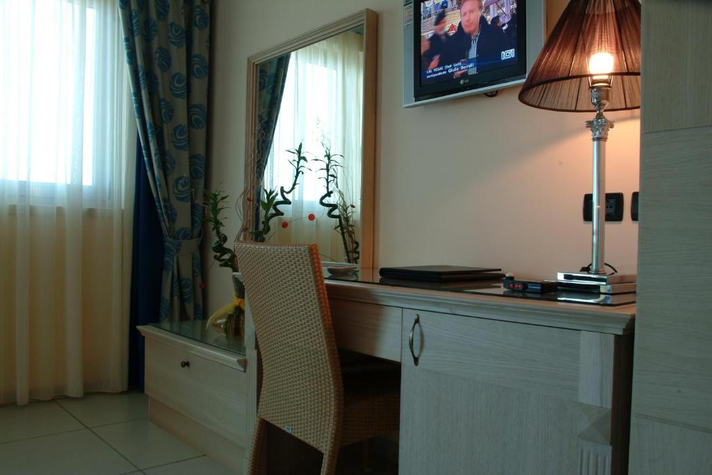 Miramare Palace Hotel Trebisacce Room photo
